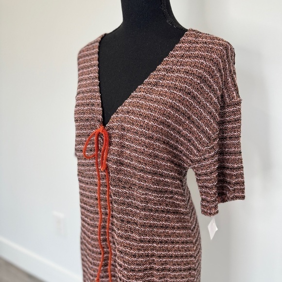 Zara Trafaluc Short Sleeve Mini Dress (28) - Picture 2 of 9